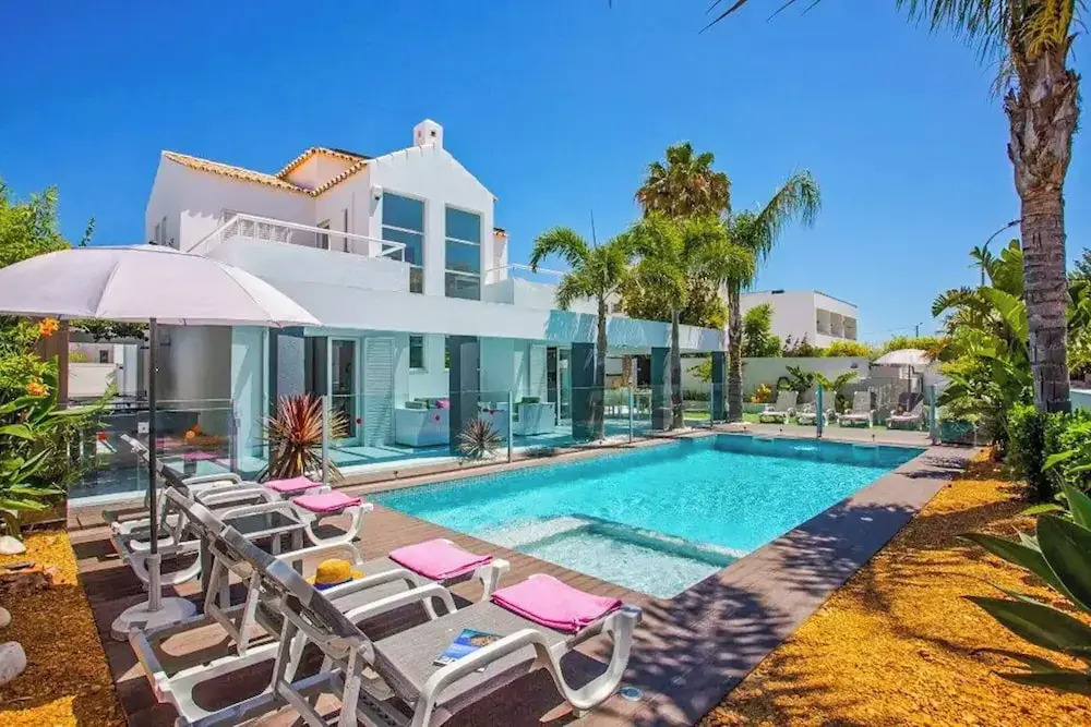 Villa Stefy by Bedzy — 4-Star Luxury Hotel in Albufeira, Portugal