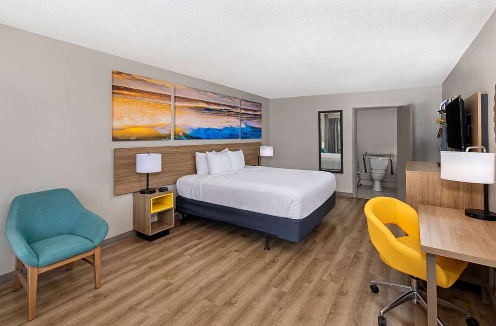 Days Inn by Wyndham St George - photo 9