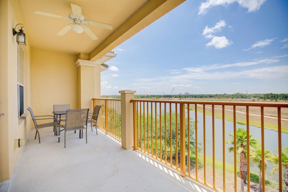 Lakeview Palms — 4-Star Luxury Hotel in Orlando, United States