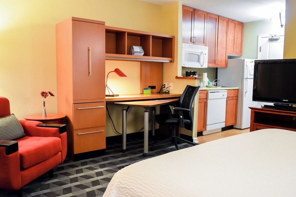 TownePlace Suites by Marriott Quantico Stafford - photo 24