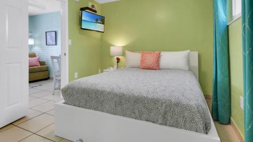 Beach House Hotel - photo 34