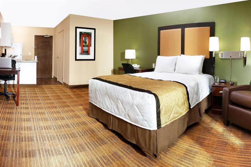 Sonesta Simply Suites Lansing - photo 6