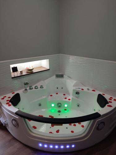 Diora Suite — 4-Star Luxury Hotel in Pompei, Italy