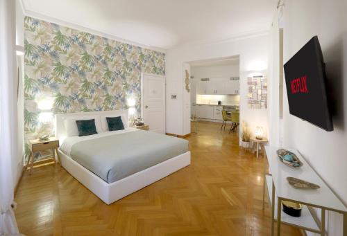 Residenza al Colosseo — 4-Star Luxury Hotel in Rome, Italy