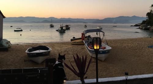 Casarao Da Praia — Ilha Grande