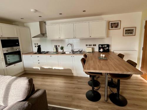 2 Bed in Tenby FB219 in Tenby, United Kingdom
