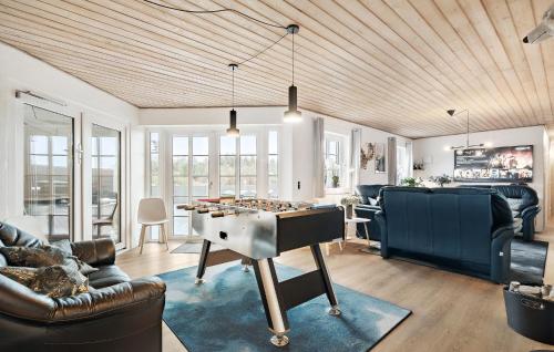 Awesome Home In Ringkøbing With Sauna — Ringkobing — photo 4