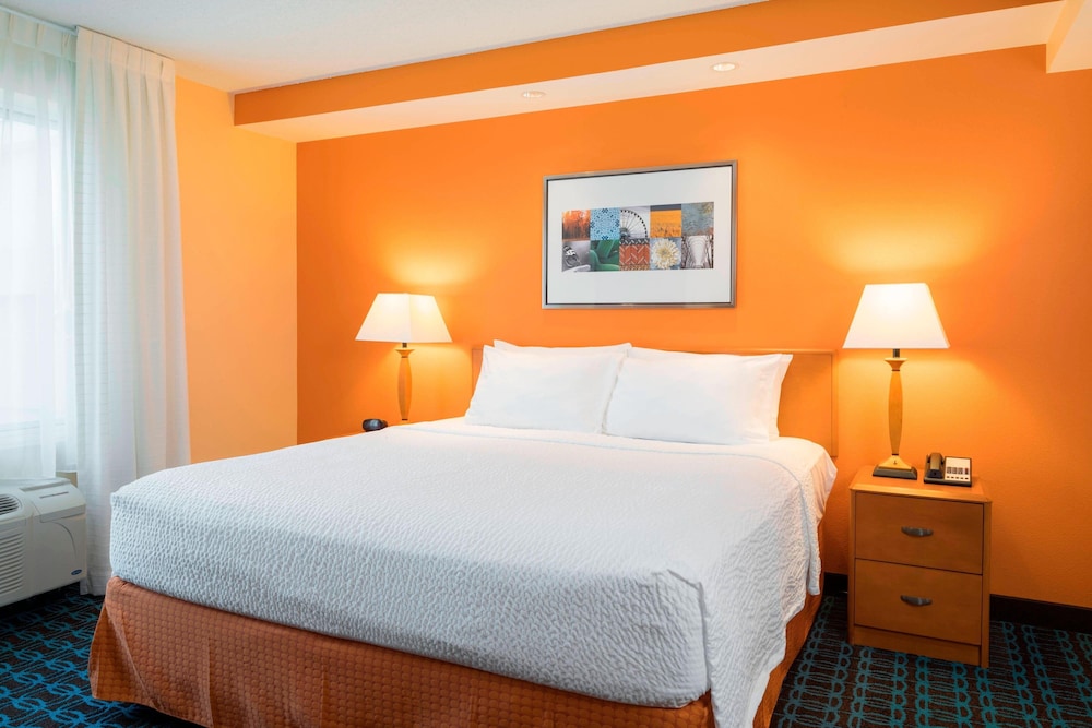 Fairfield Inn & Suites by Marriott State College - photo 7