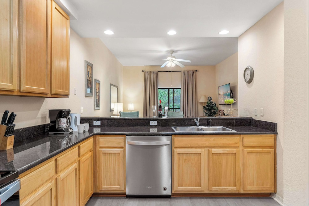 Caribe Cove Breeze Sleeps 6 - photo 7