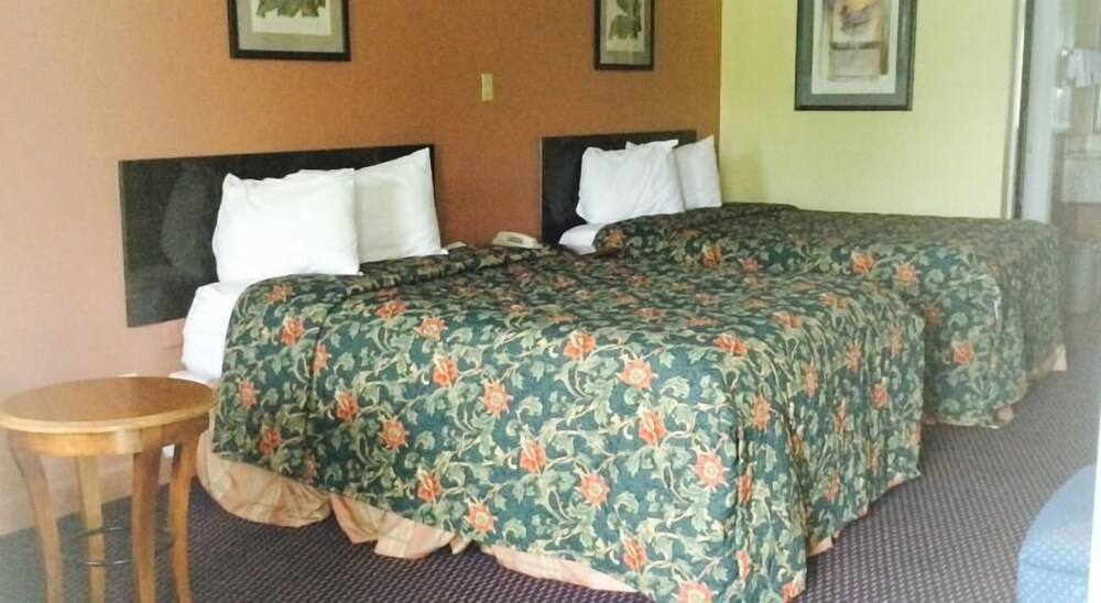 Deluxe Motel - photo 22