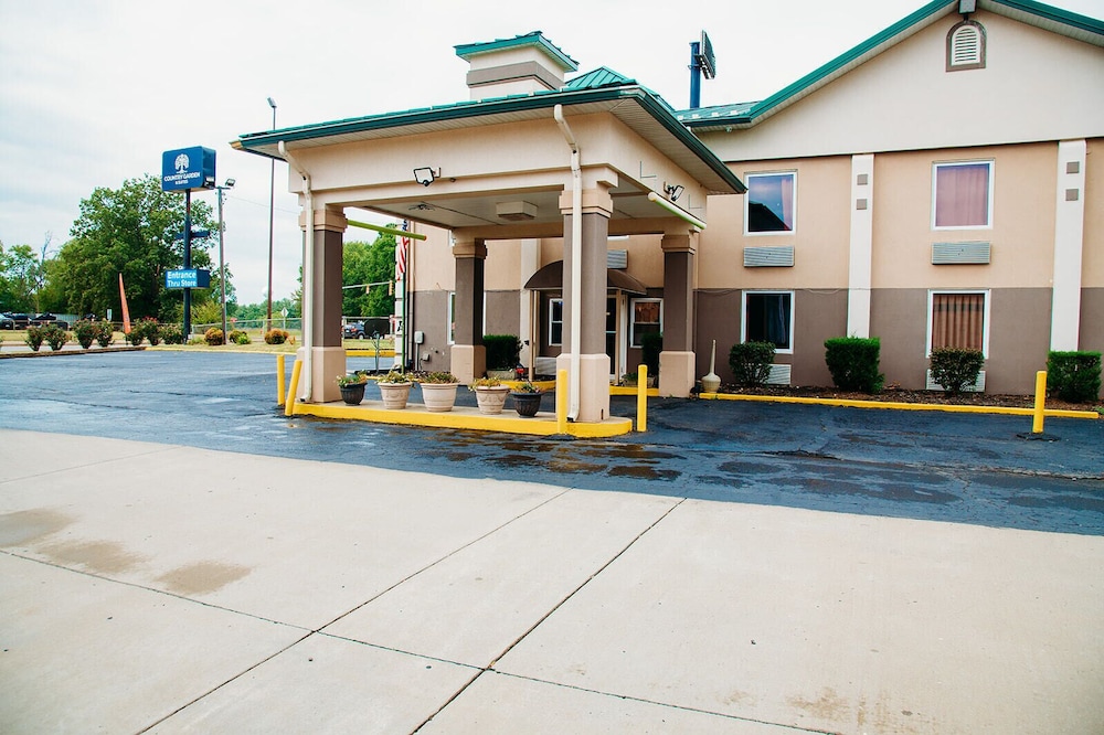 Country Garden & Suites - photo 45