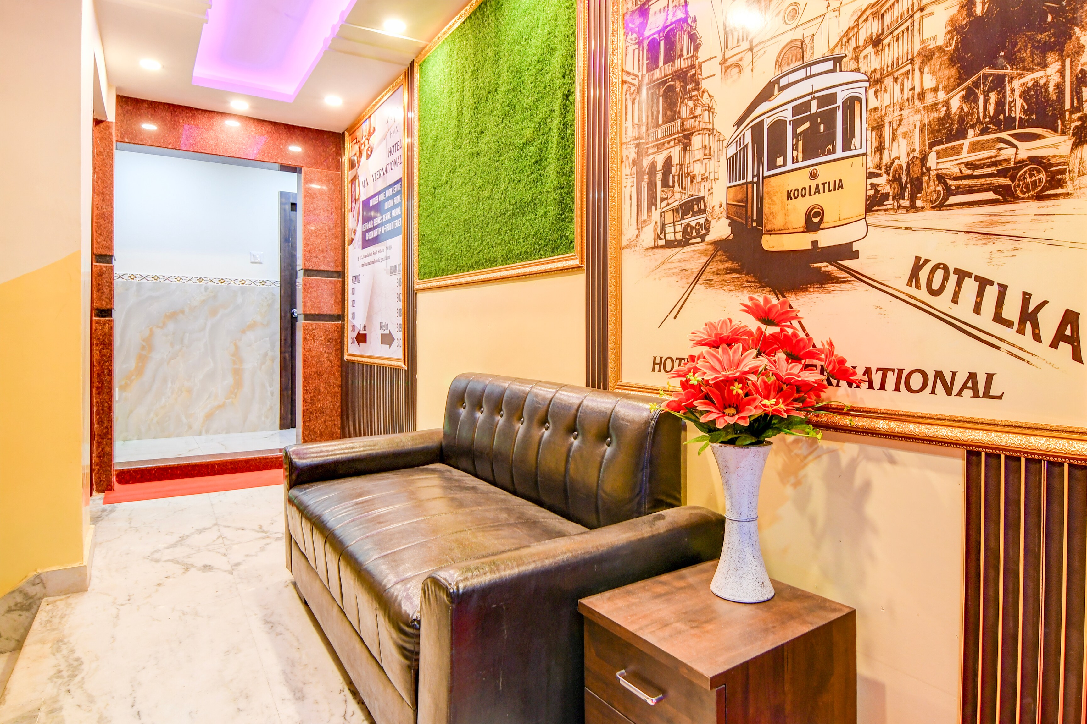 Hotel O M N International — Kolkata