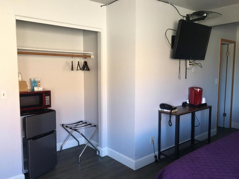Aircrest Motel - photo 15