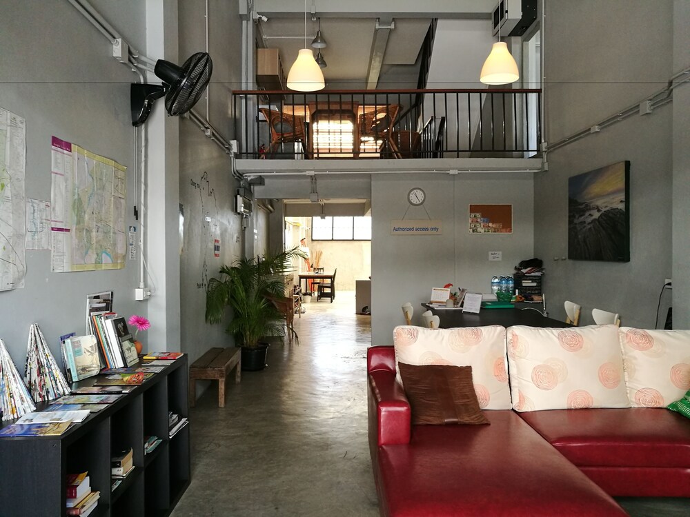 Petit Hostel Bangkok
