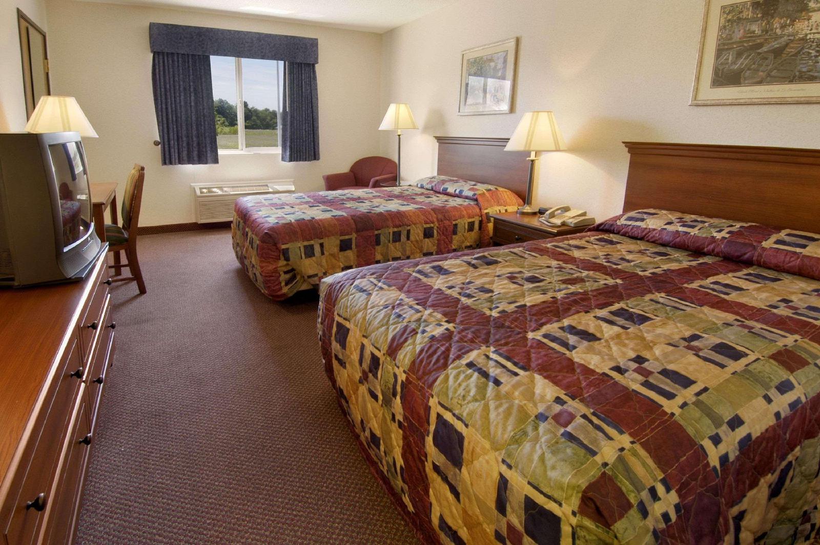 Baymont by Wyndham Dowagiac - photo 8