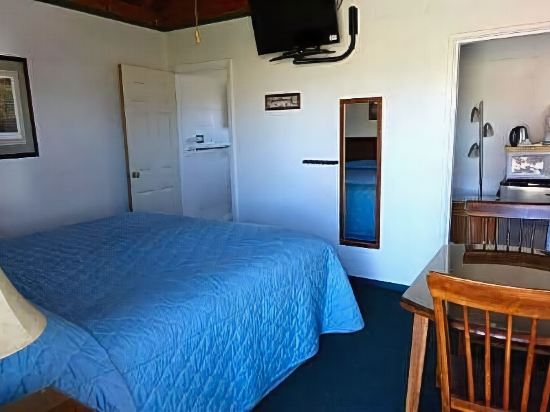 Big Meadow Lodge - photo 9