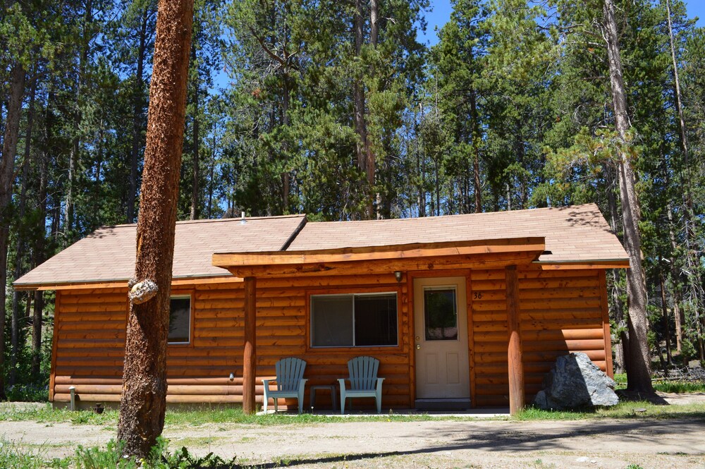 Daven Haven Lodge & Cabins - photo 83