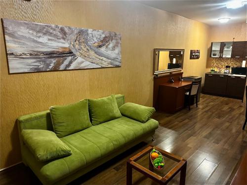 Silver Marina Apartment Őrzött mélygarázs — 4-Star Luxury Hotel in Balatonfured, Hungary