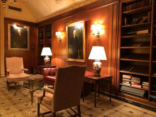 Standard Club - photo 21