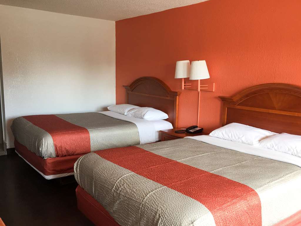 Motel 6 Montgomery AL Coliseum - photo 11