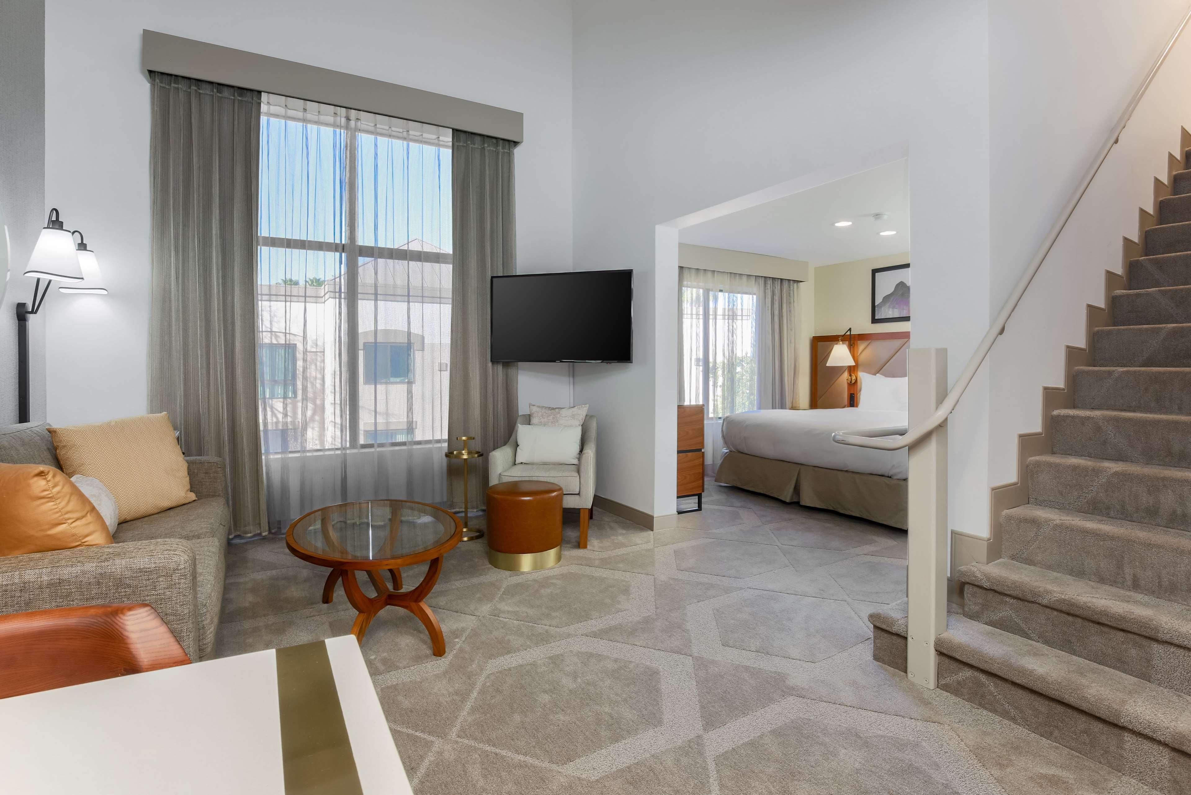 DoubleTree Suites by Hilton Sacramento Rancho Cordova - photo 22