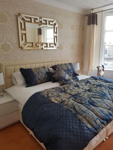 Loch Lomond Apartments 17832444 — Dumbarton