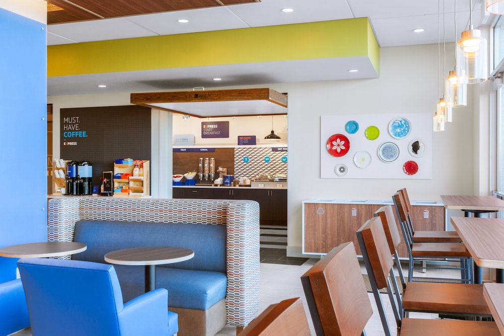 Holiday Inn Express and Suites Union Gap Yakima Area by IHG - photo 19