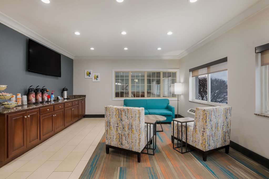 MainStay Suites Joliet I 80 - photo 30
