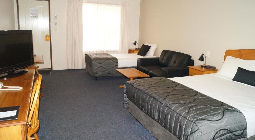 Asters On James Motor Inn in Toowoomba, Australia