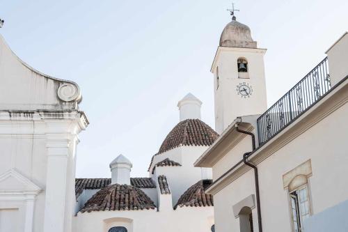 Domo Orise Alloggio in pieno centro — 4-Star Luxury Hotel in Orosei, Italy