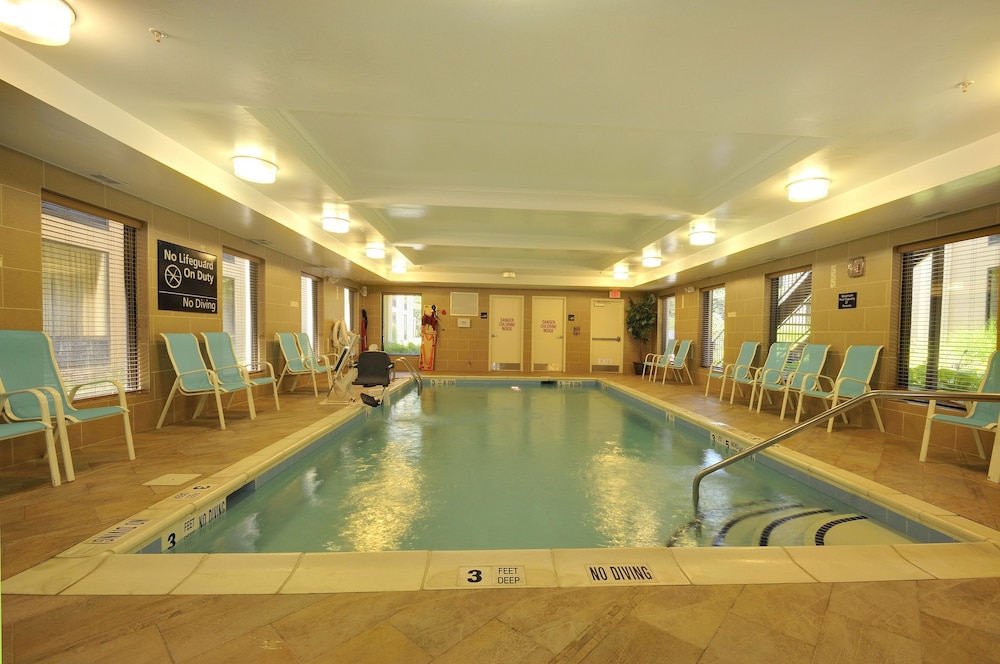 Hampton Inn Jericho Westbury - photo 49