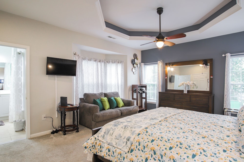 3 Mi to Boardwalk Bethany Beach House with Patio — 4-Star Luxury Hotel in Millville, United States