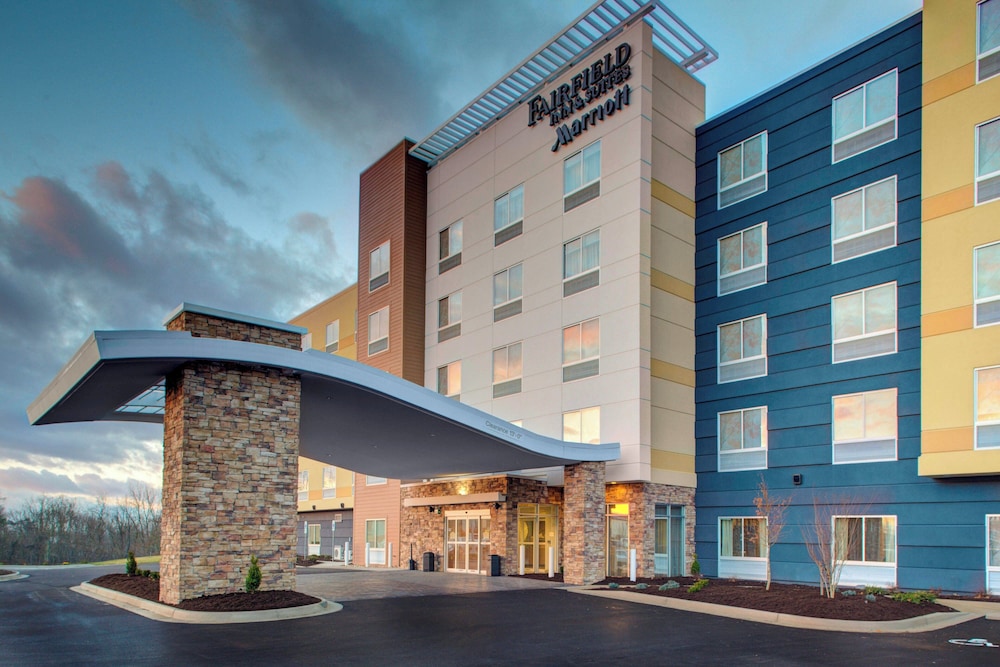 Fairfield Inn & Suites by Marriott Roanoke Salem - photo 22