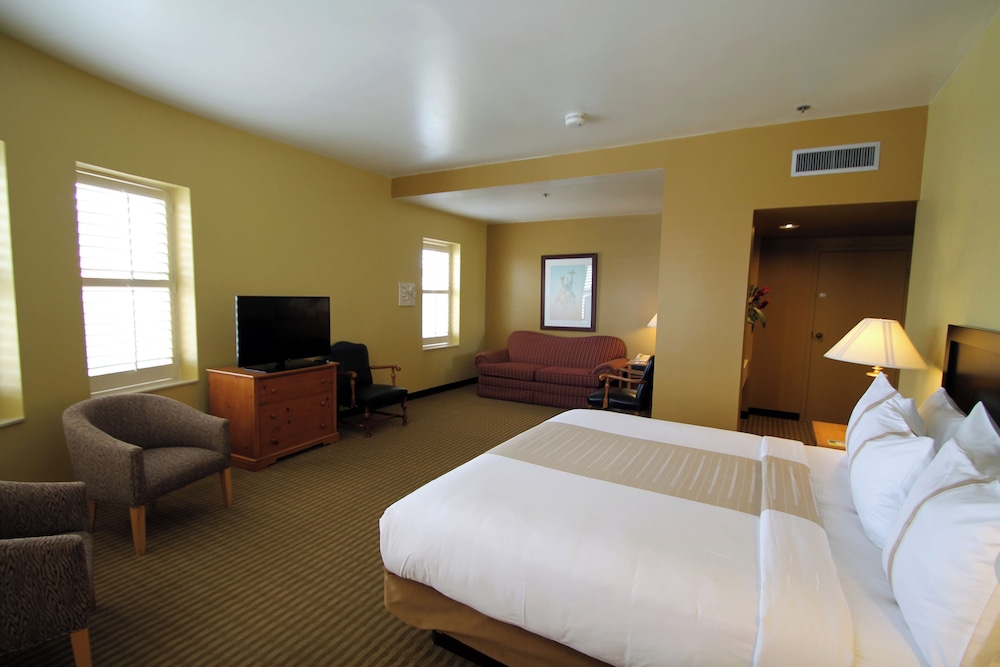 Crockett Hotel - photo 31