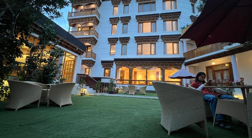 The Pangong Hotel - last minute hotel in Leh