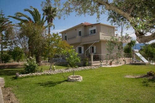Little Village — 4-Star Luxury Hotel in Lixouri, Greece