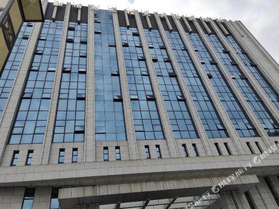 Chengdu University of Information Technology Training Center — 4-Star Luxury Hotel in Chongqing, People's Republic of China