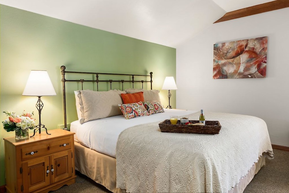The La Conner Inn - photo 6