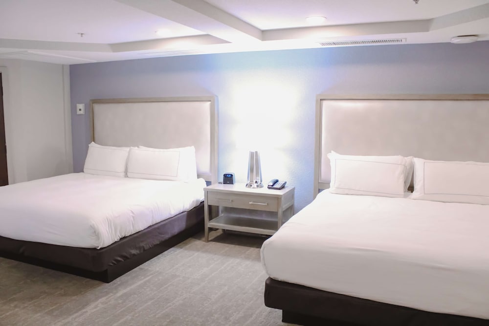 DoubleTree by Hilton Phoenix Mesa - photo 14
