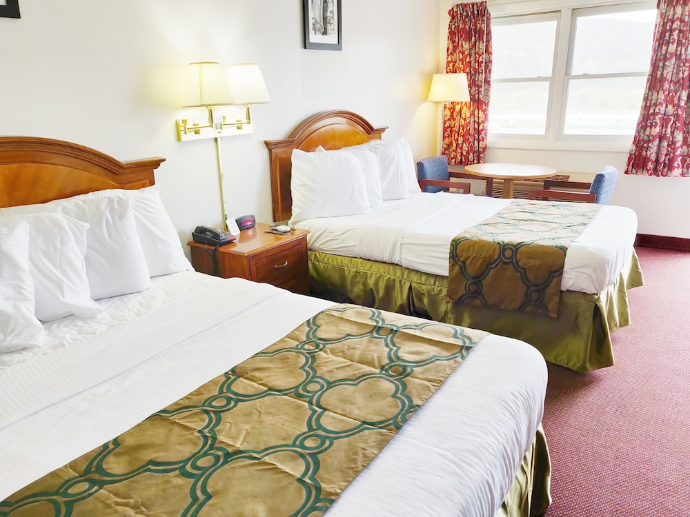 Countryside Inn - photo 16