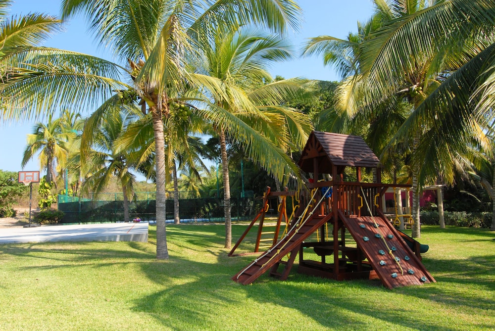 Children's play area - outdoor