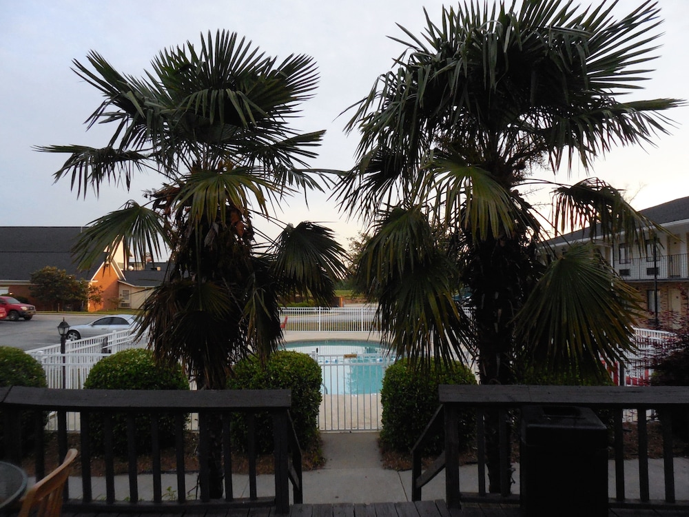 White Columns Inn - photo 12