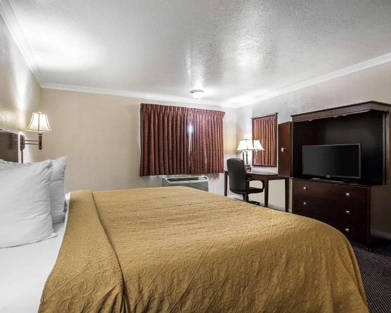 Quality Inn & Suites Thousand Oaks - photo 22