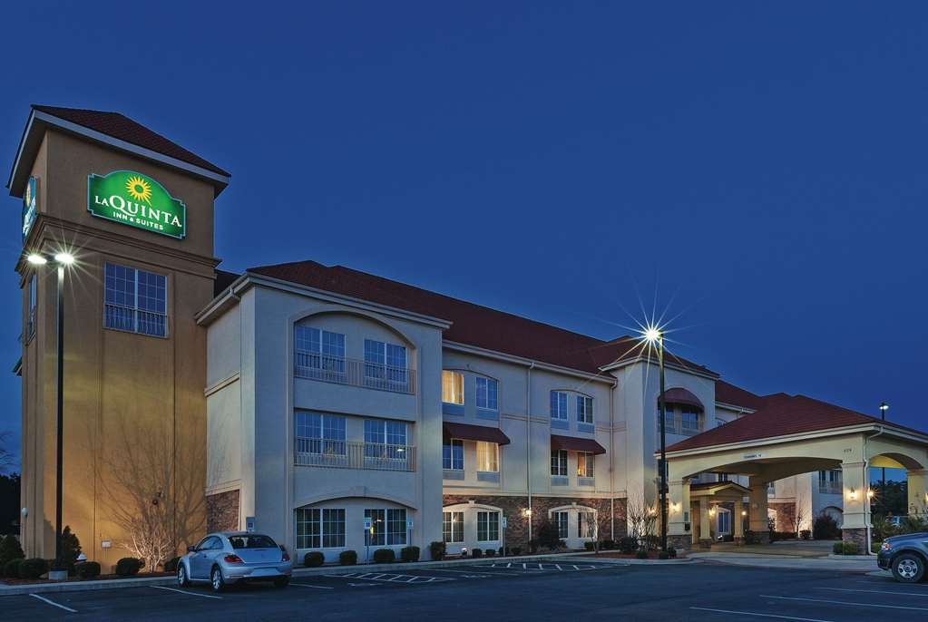 La Quinta Inn & Suites by Wyndham Searcy - photo 4