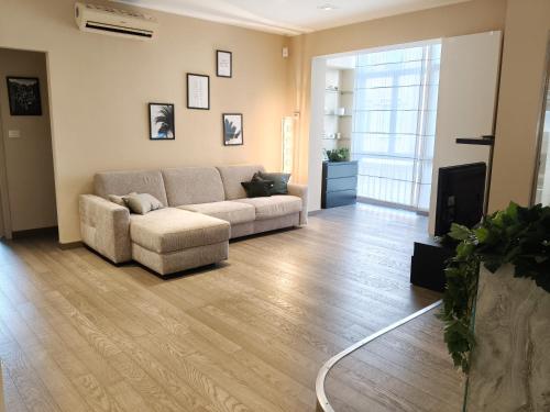 Casa Vacanze Helsinore 3 — 4-Star Luxury Hotel in San Remo, Italy