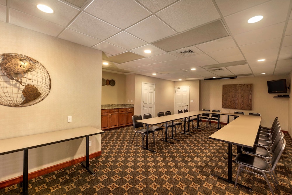 Homewood Suites Kansas City Overland Park - photo 41