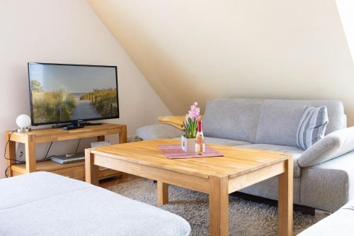Haus Jenny — 4-Star Luxury Hotel in Heringsdorf, Germany