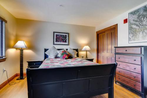 Best Condo in Frisco the Penthouse at Marina Park 3 Bd 3 5BA by RedAwn — 4-Star Luxury Hotel in Frisco, United States