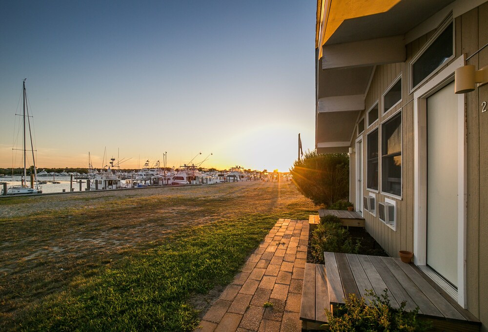 Montauk Bungalows - photo 27