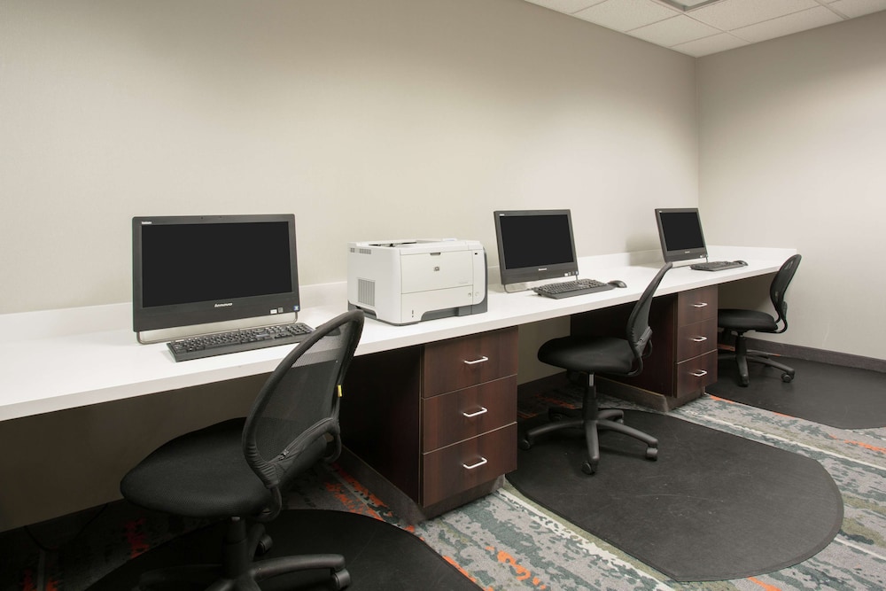 Hampton Inn & Suites Denver Downtown - photo 56